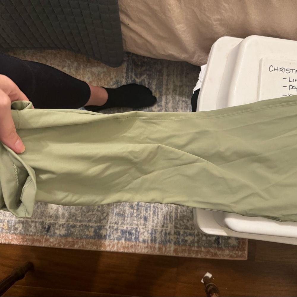NWOT Lululemon Keep Moving Pant 7/8 - Picture 5 of 5